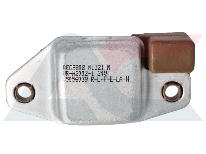 Alternator Voltage Regulator 24V Nissan UD Series Hino IDL-Tach-B+-IG-F-D-GND Active Lamp 28.3V REG9808