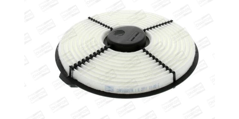 Keep your engine healty with a replacement air, fuel or oil filter. Replacing your cabin or pollen filter can rid you of unpleasant smells inside of oyur car. We sell GUD, FRAM and champion oil filter, air filter, cabin filter and fuel filters.