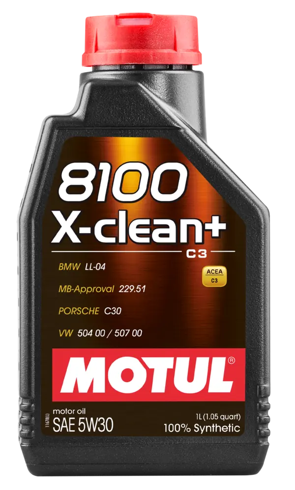 Motul 8100 X-Clean + 5W30 1L Engine 106376 oil bottle, high-performance synthetic motor oil designed for fuel efficiency and engine protection.