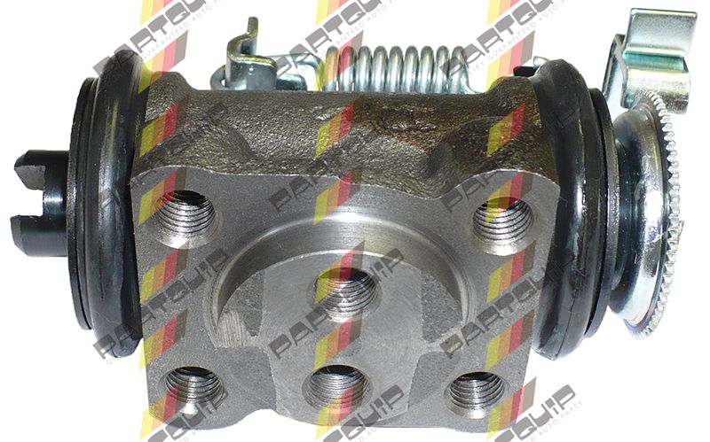 Wheel Cylinder Nissan Cabstar H41 92-95 (Right Aft) WC270.6039D