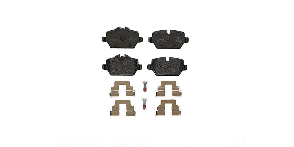 Brake Pads Rear Set (Brembo) (P06037)