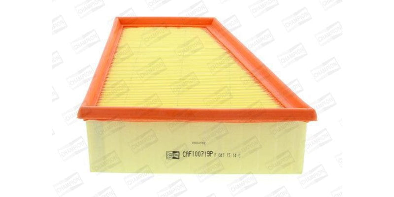 Keep your engine healty with a replacement air, fuel or oil filter. Replacing your cabin or pollen filter can rid you of unpleasant smells inside of oyur car. We sell GUD, FRAM and champion oil filter, air filter, cabin filter and fuel filters.