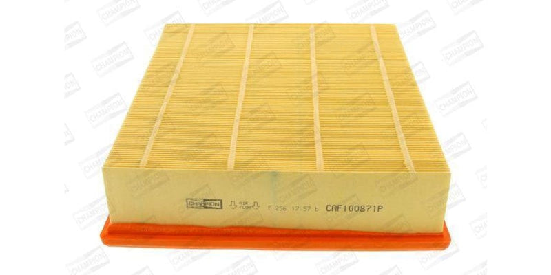 Keep your engine healty with a replacement air, fuel or oil filter. Replacing your cabin or pollen filter can rid you of unpleasant smells inside of oyur car. We sell GUD, FRAM and champion oil filter, air filter, cabin filter and fuel filters.