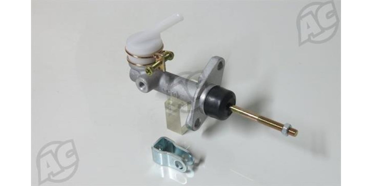 Clutch Master Cylinder Hyundai Elantra J2/Tiburon (HYU315) tools at Modern Auto Parts!